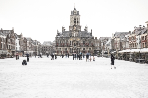 MQF_2128-sneeuw-stadhuis-intens-LR